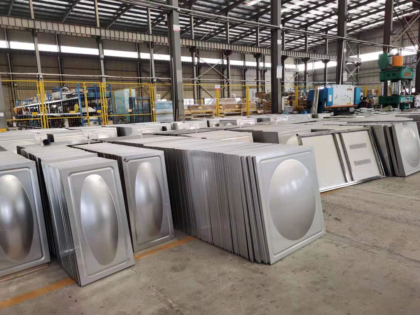 不銹鋼消防水箱安裝的三個(gè)常見(jiàn)誤區(qū)