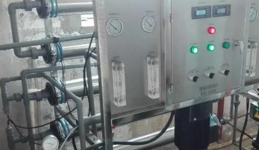 雙級(jí)反滲透設(shè)備日常維護(hù)-藍(lán)膜